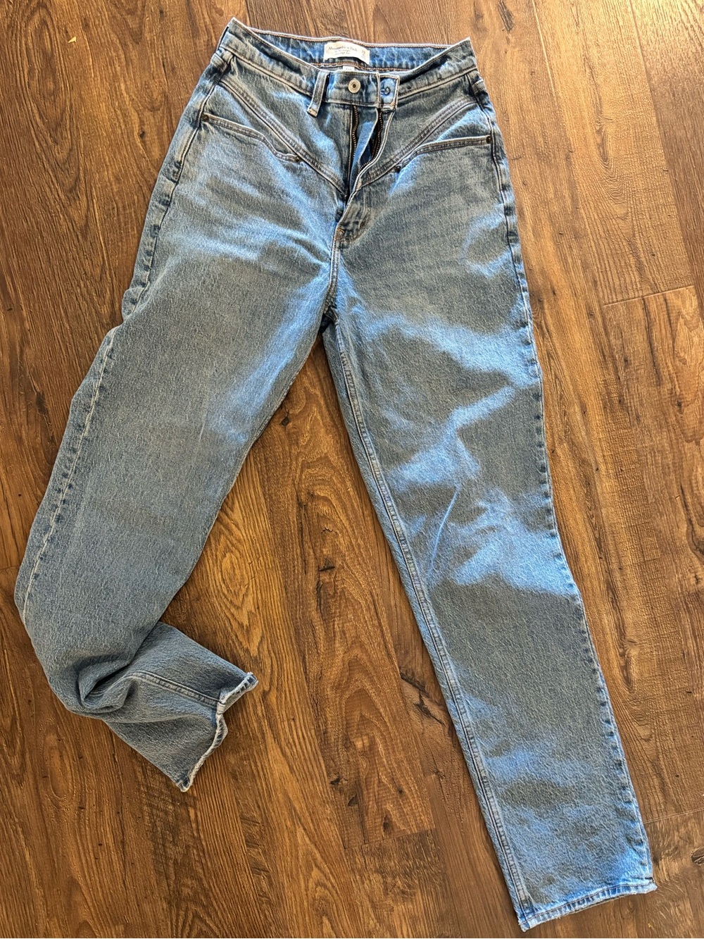 Abercrombie & Fitch Curve Love 90’s Straight ultra high rise
